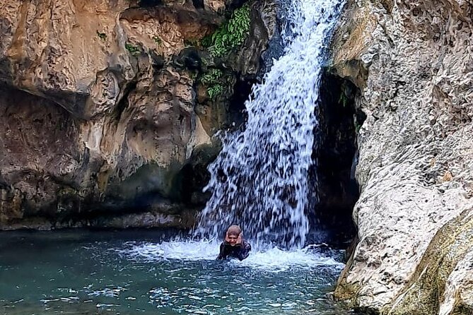 Private Wadi Tiwi - Bimmah Sinkhole - White Sand Beach - Full Day Tour - Wadi Tiwi: five hours among water and plantations