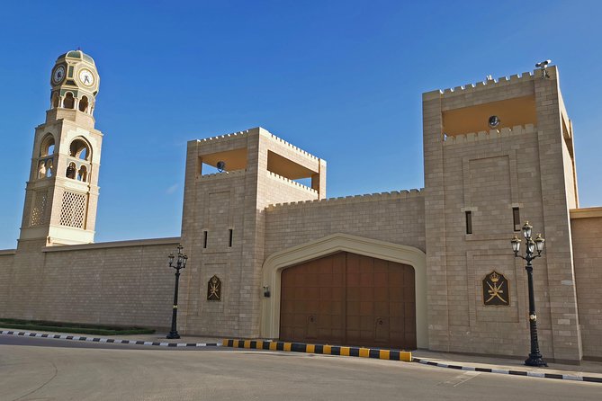Salalah City and East Tour Combo (Darbat falls, Razat spring) - Frankincense, perfumes, and shopping at Al-Husn Souq