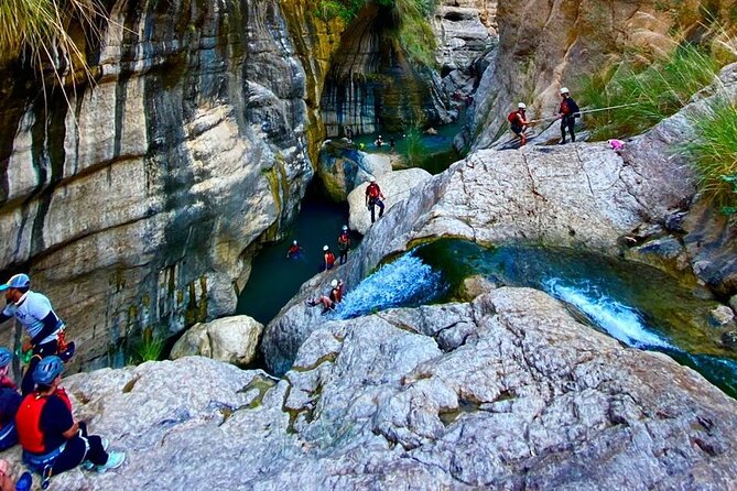 Sinkhole, Fins & Wadi Tiwi Explorer: Swim, Hike & Scenic Views - Who should book this outdoor tour