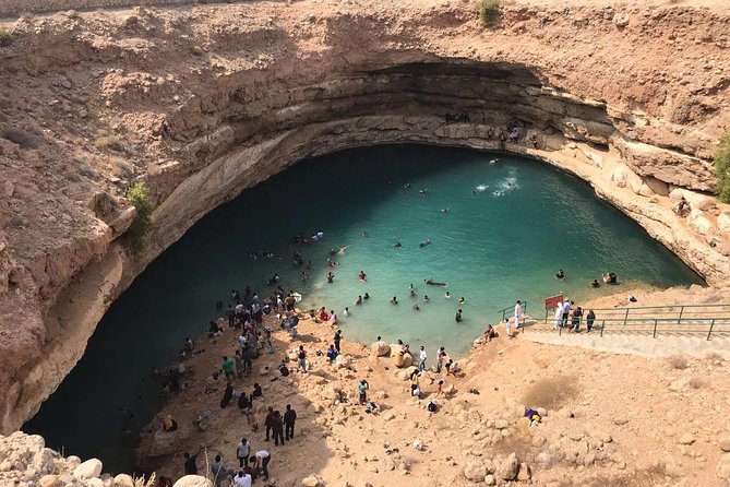 Tour Fatimah 2 Days-1 Night In Ras Al Hadd, Oman Tours Package - Fins Beach and the Coastal Road