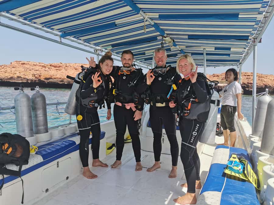 Try scuba Diving Tours To Daymaniyat Islands. - Who should choose this Daymaniyat trip