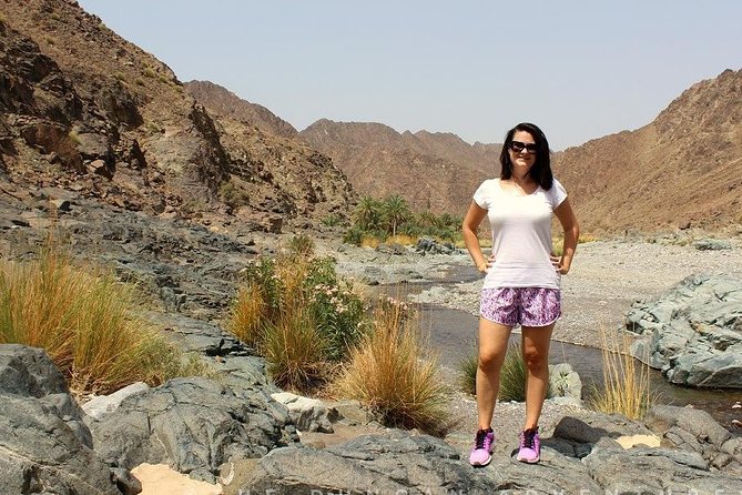 Wadi Abyadh and Wekan Village (Day trip) 4WD :Muscat Tours - Forts and hot springs on the wider route