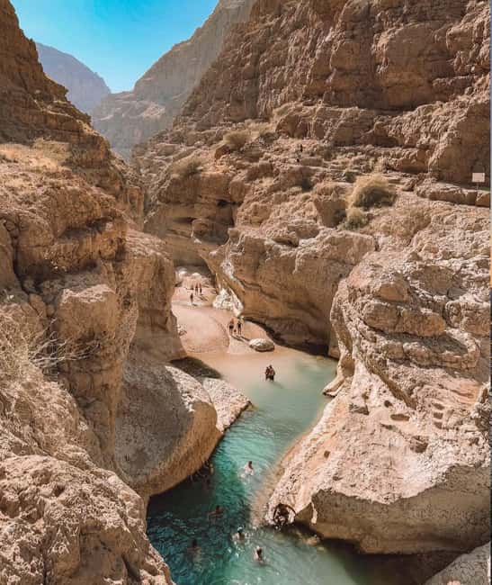 wadi shab and bimmah sinkhole tour from muscat - Key points to know before you book
