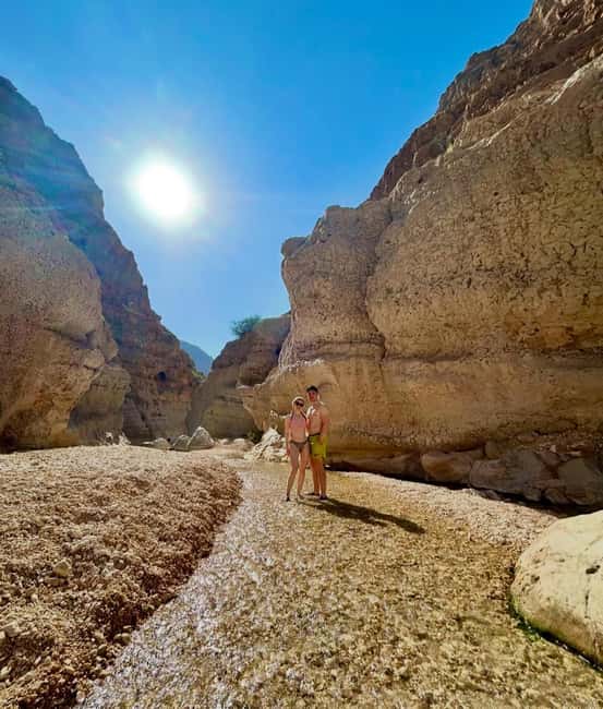 wadi shab and bimmah sinkhole tour from muscat - What Bimmah Sinkhole adds to the day
