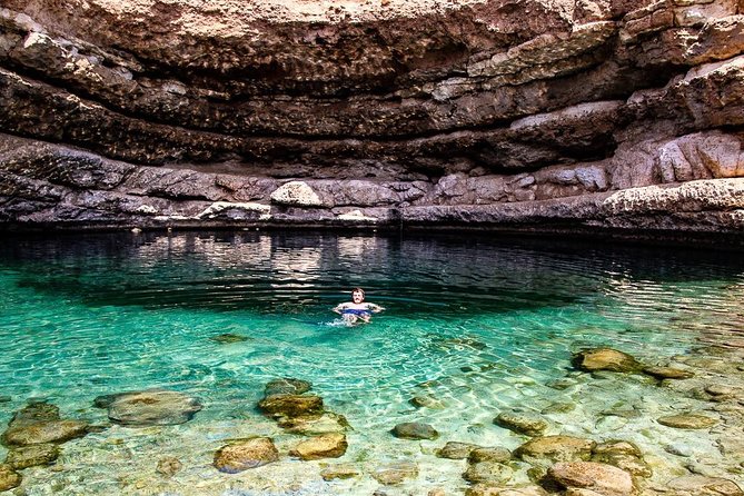 Wadi shab and Sinkhole adventure - Why a private guide changes the experience