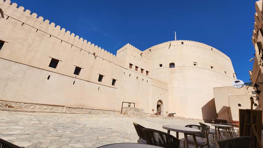 Wadi Shab, Desert safari and The historical city of Nizwa - Day 3: Nizwa’s fort, market, and Omani sweets