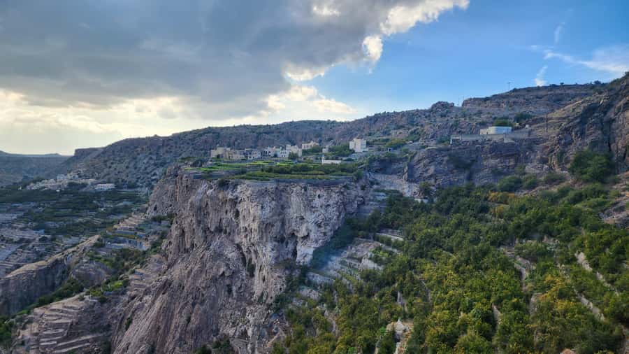 Wadi Shab, Desert safari and The historical city of Nizwa - FAQ