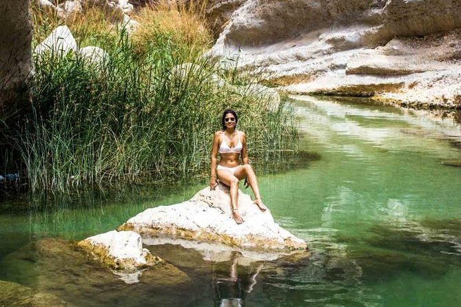 Wadi Shab full day tour (Muscat tours) : Private & custom tours - What the $200 price includes