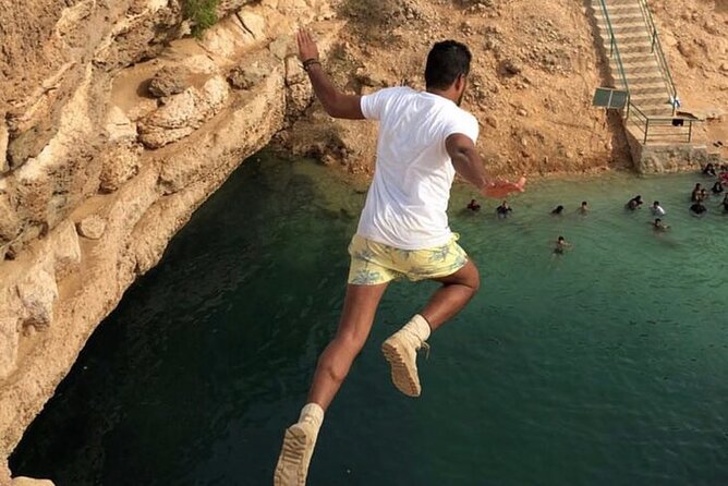 WADI SHAB - Muscat, Oman - Leaving Muscat at 8:00 am