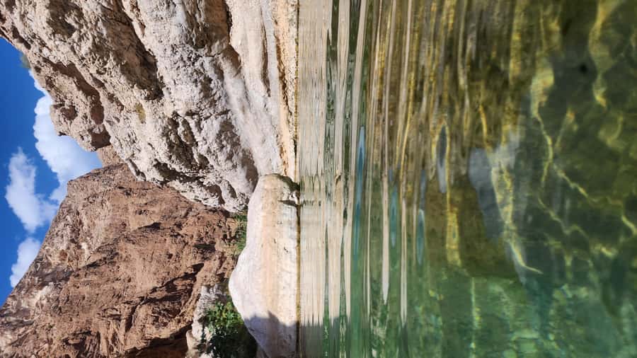 Wadi Shab tour - Leaving Muscat for Ash Sharqiyah South Governorate