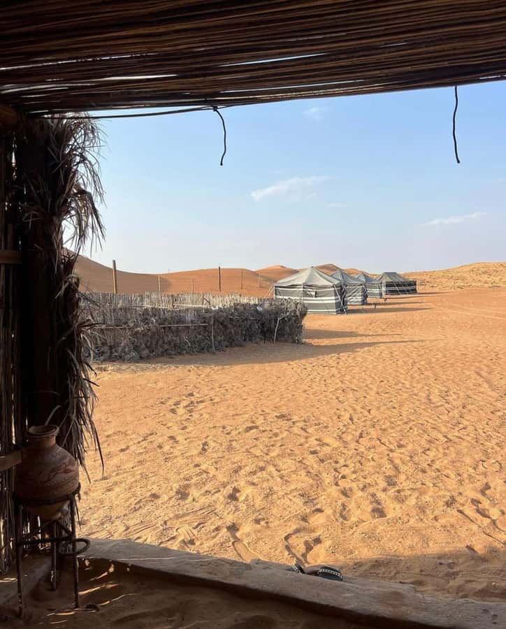 Wahiba Desert Safari Adventure , Swimm in Wadi Bani Khalid - Tea, coffee, dates, and a simple desert pause