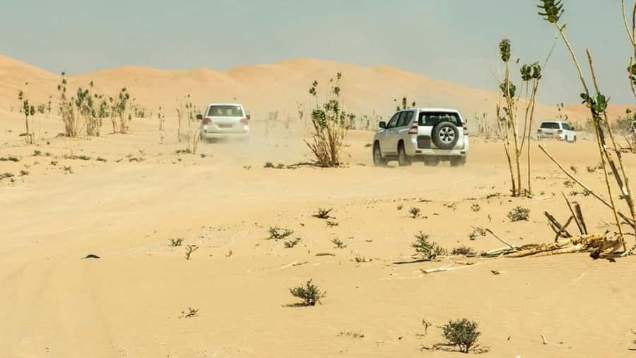 Wahiba Sand and Wadi Bani Khalid Guided Group Tour - Cancellation and booking points