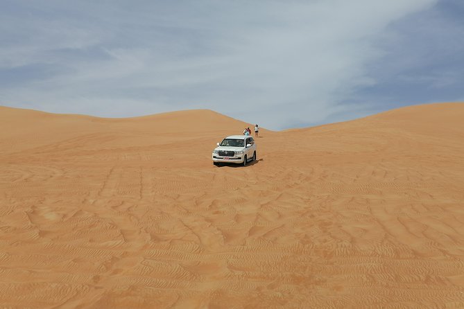 Wahiba Sand & Wadi merci khaled - What the eight-hour schedule feels like