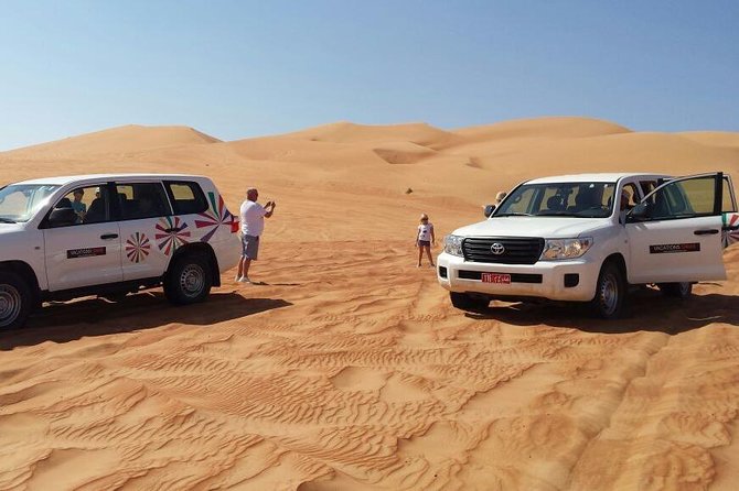 Wahiba Sands Desert Safari 4X4 - Wadi Bani Khalid and its cool pools