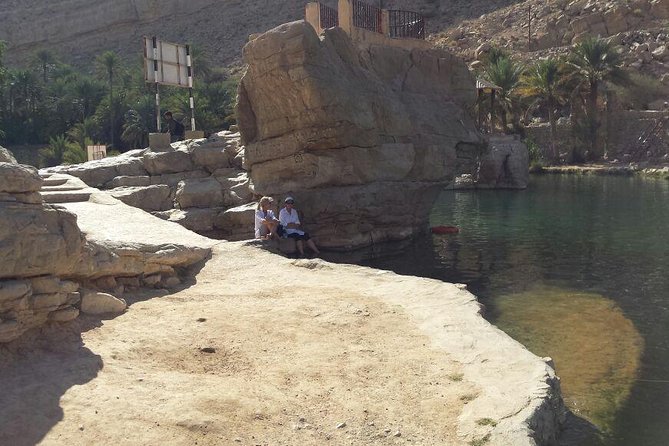 Wahiba Sands Desert Safari 4X4 - Booking, cancellation, and practical details
