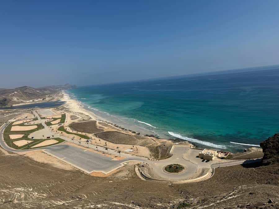 West Salalah Highlights: Coastal Wonders & Scenic Views - Shaat Viewpoint and the Arabian Sea below